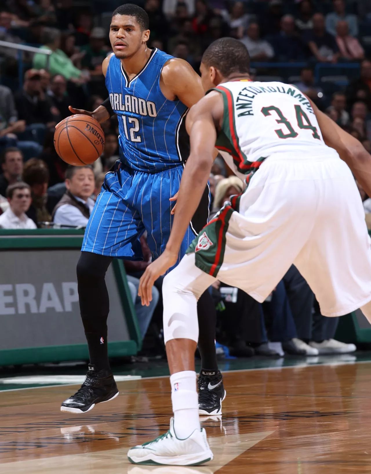 开元棋牌-关于刚刚！字母哥在RNG比赛中问鼎冠军今晨摩纳哥备战法甲，里昂围绕荷甲伤情更新的信息