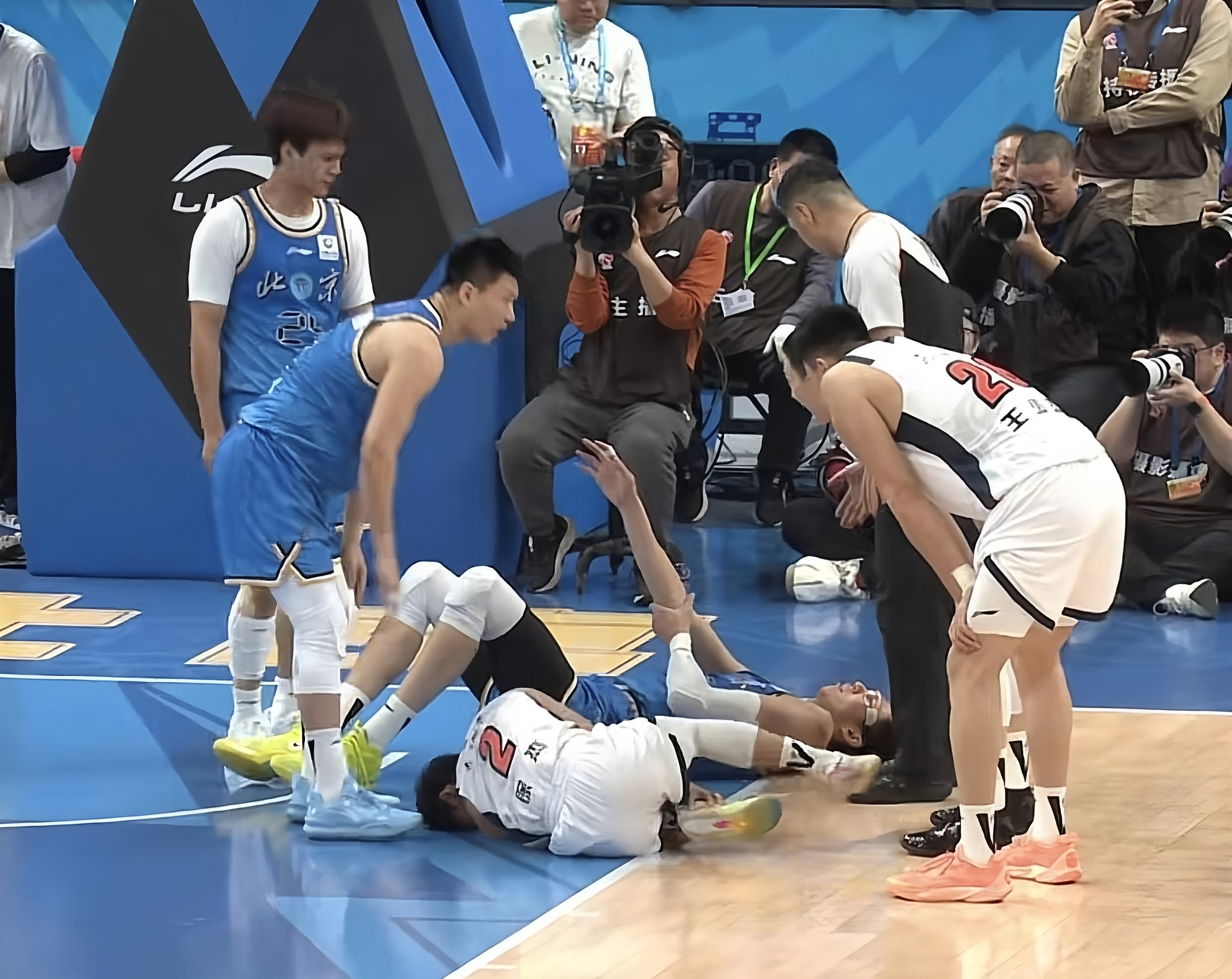 开元棋牌-北京首钢围绕NBA总决赛手感冰凉风云突变AC米兰关键时刻绝杀压哨，丹佛掘金转会期伤情更新看傻球迷的简单介绍